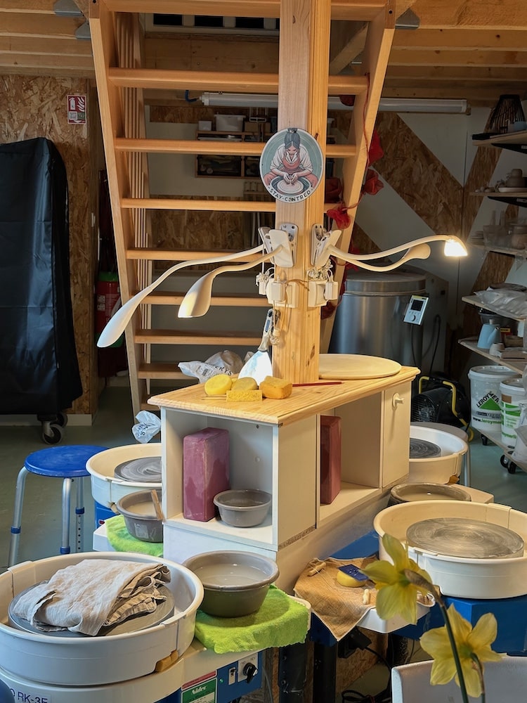 Un atelier à taille humaine avec 4 tours