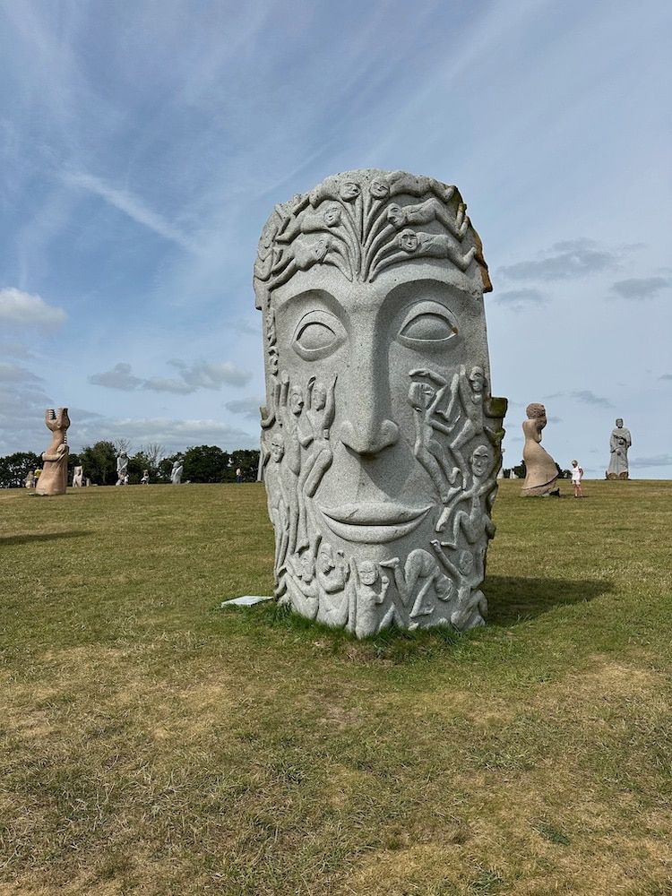 La Vallée des Saints, en Bretagne