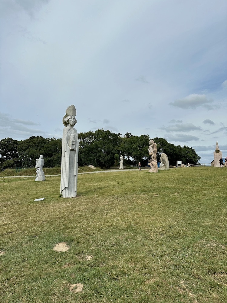 Carnoët et sa Vallée des Saints