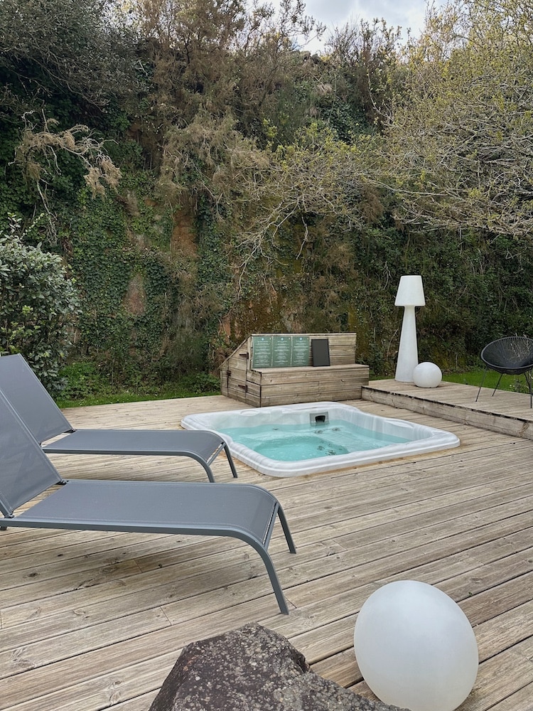 Jacuzzi pour un moment de détente et bien-être